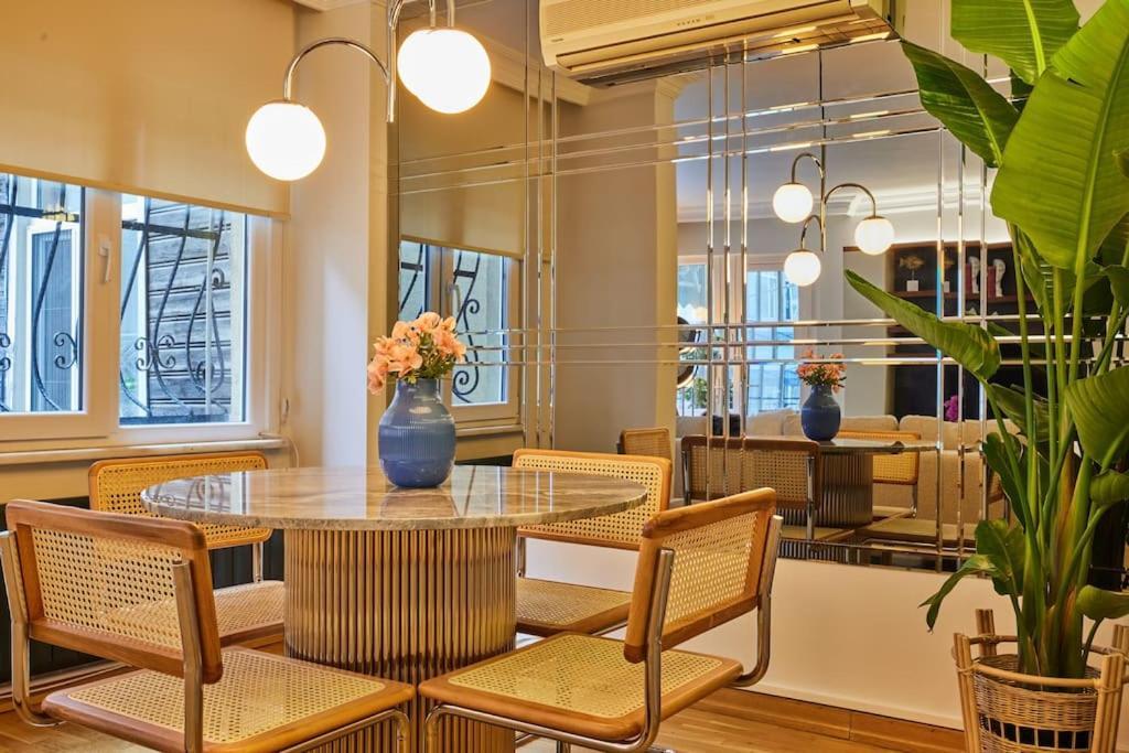 Stunning In Bebek - Manolya8 İstanbul